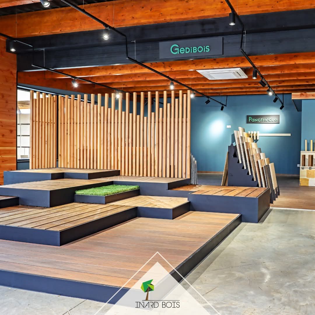 INARD BOIS : Showroom